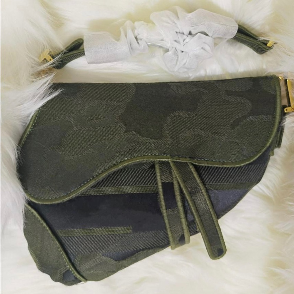D classic bag vintage look